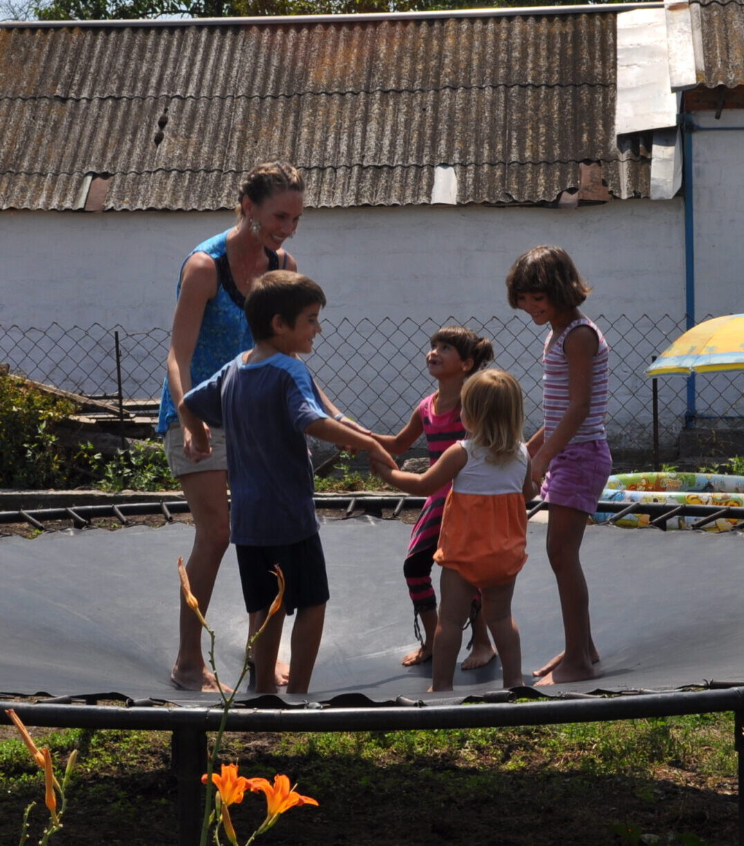 Micala Isaev Kids Trampoline2
